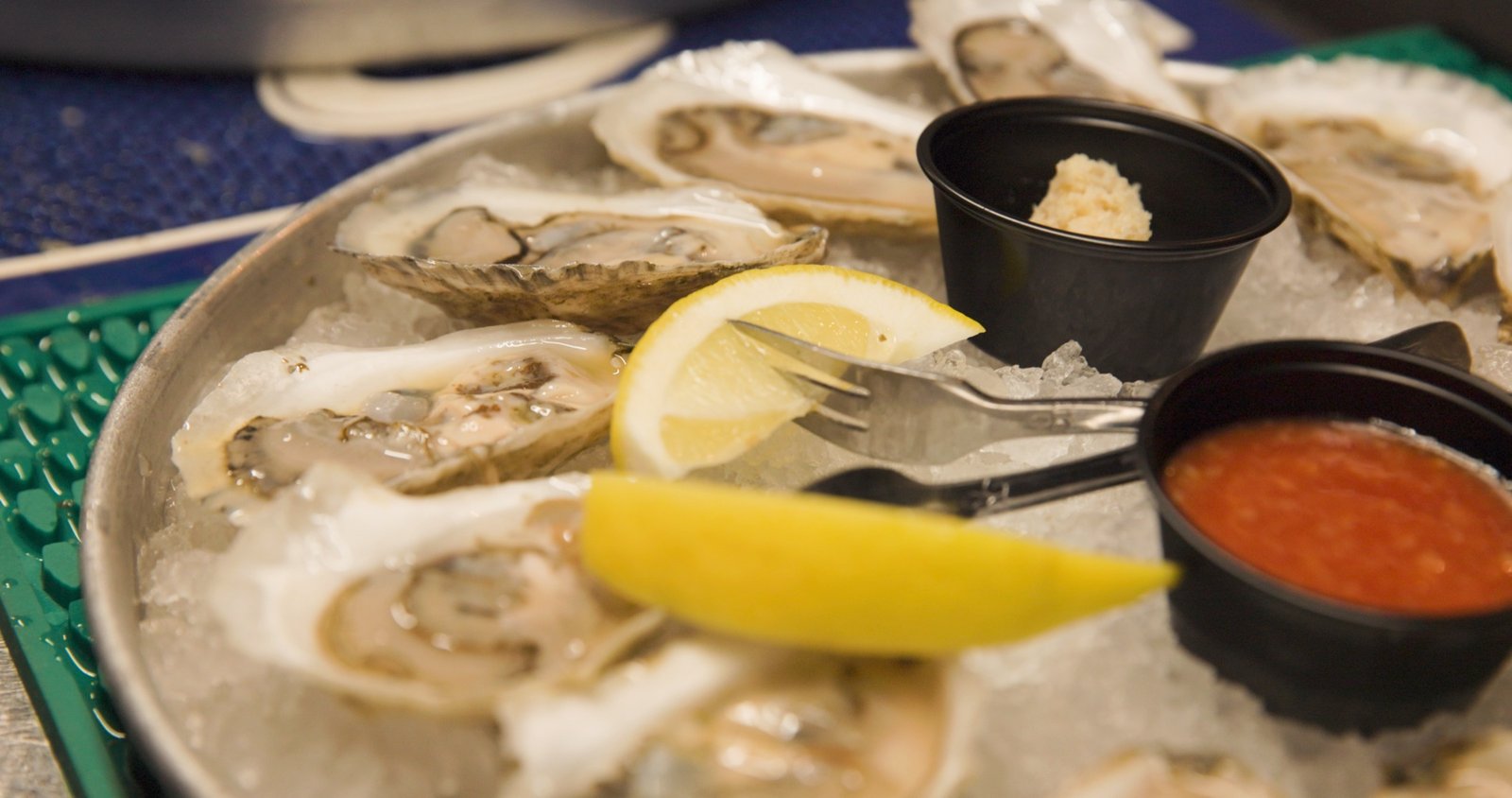 Fresh oysters